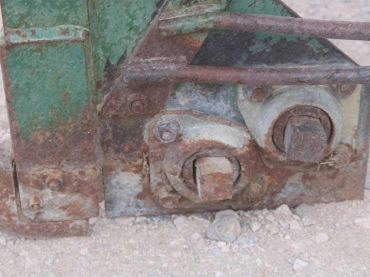 #1020-•-1996-pickett-6r30a-one-step-bean-cutter-image-35