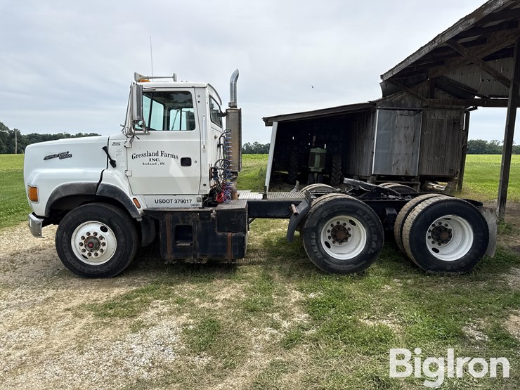 1995-ford-l9000-image-8