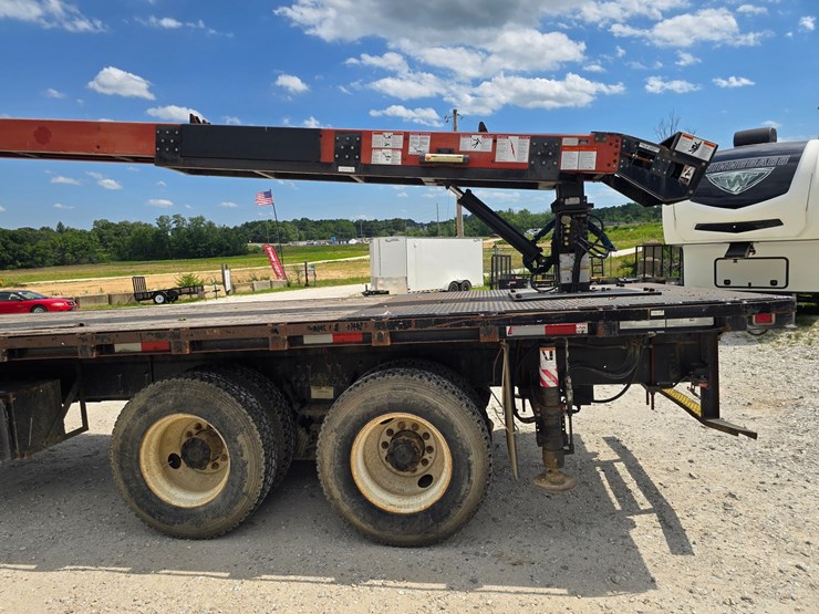 2015-international-workstar-7400-image-11