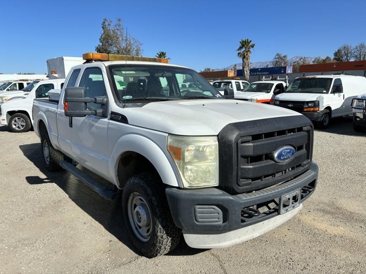 2011-ford-f250-sd-image-2