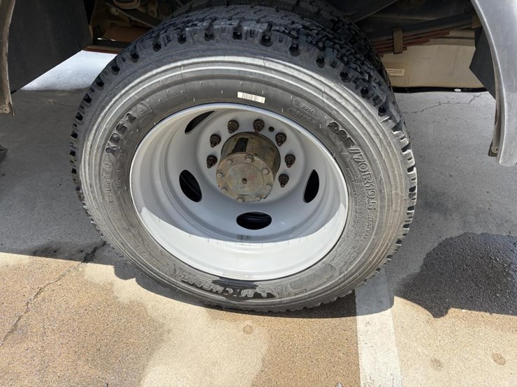 2012-ford-f450-image-5