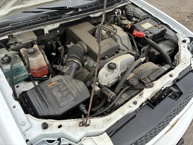 2011-chevrolet-colorado-image-8