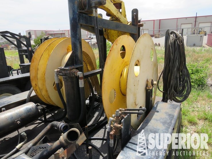 caterpillar-c4.4-image-8