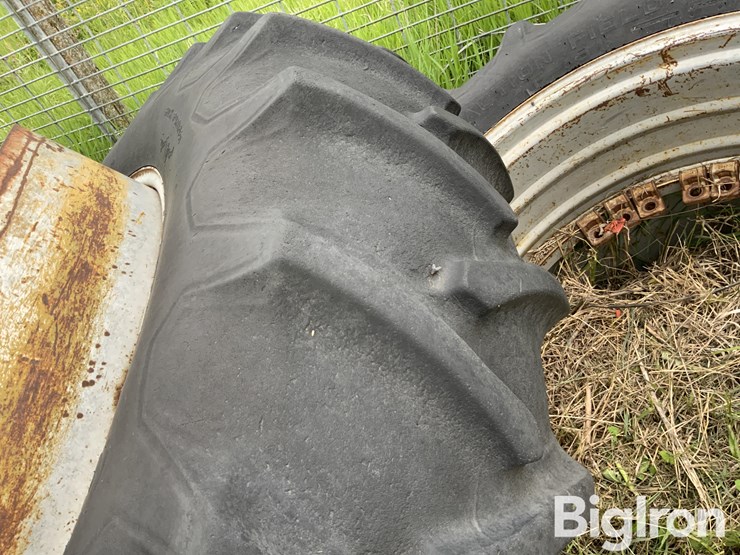 new-holland-8630-image-9