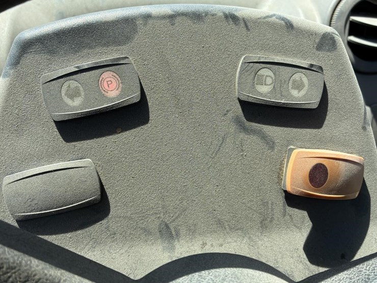 2014-caterpillar-430e-image-33