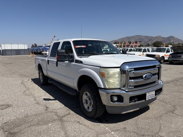 2011-ford-f250-sd-image-2