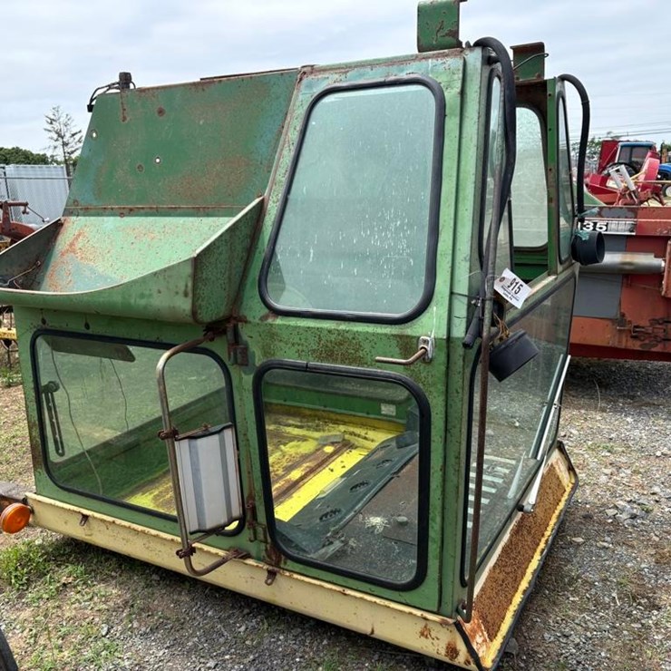 John Deere Cab