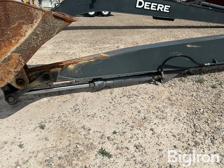john-deere-32-image-19