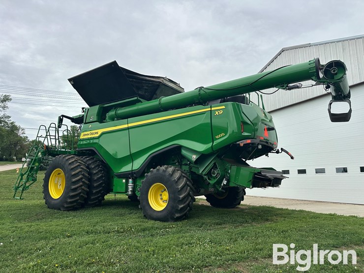 2022-john-deere-x9-1000-image-7