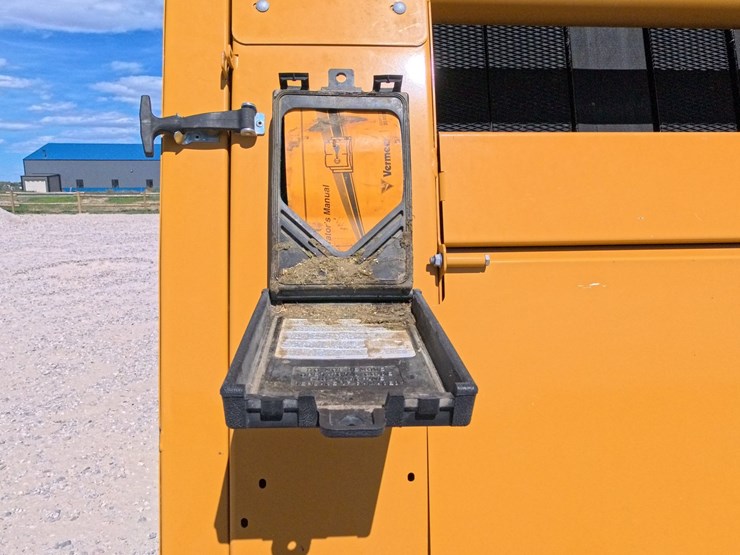 2019-vermeer-504r-premium-image-48