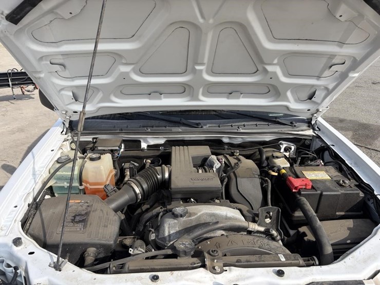 2011-chevrolet-colorado-image-10