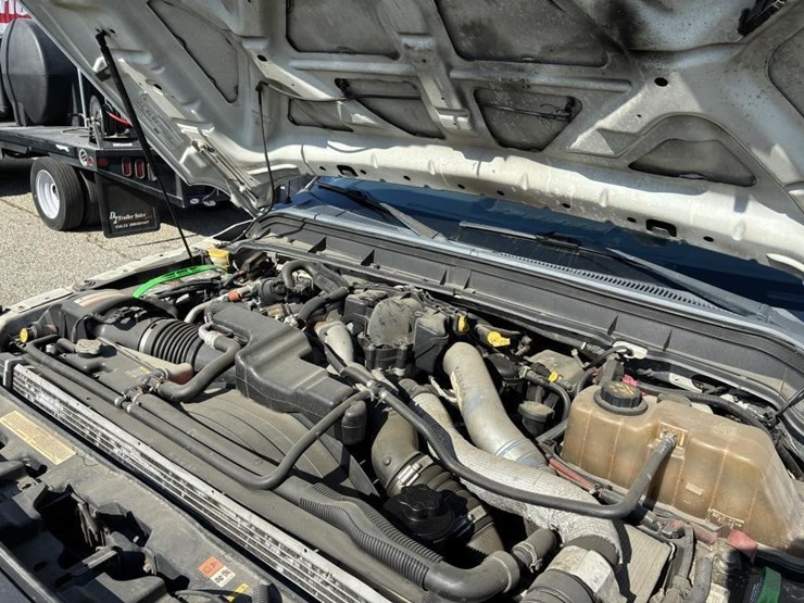2012-ford-f550-image-6