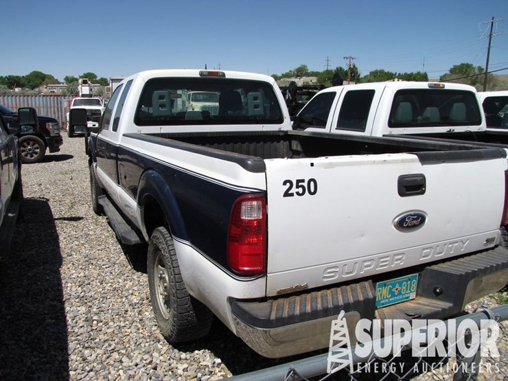 2011-ford-f250-image-8
