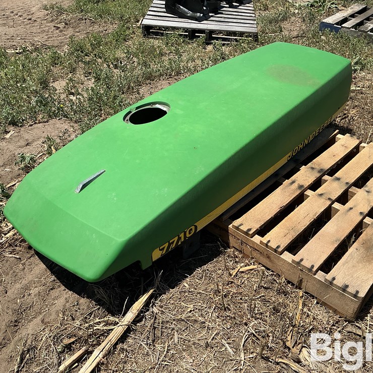 JOHN DEERE 7000