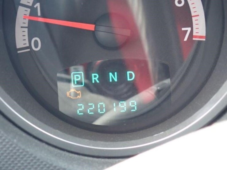 2008-dodge-nitro-image-12