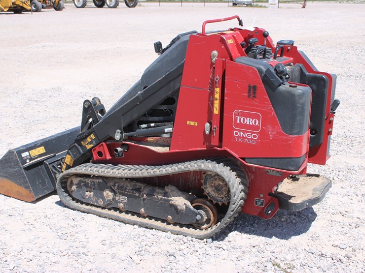 toro-dingo-tx700-image-1