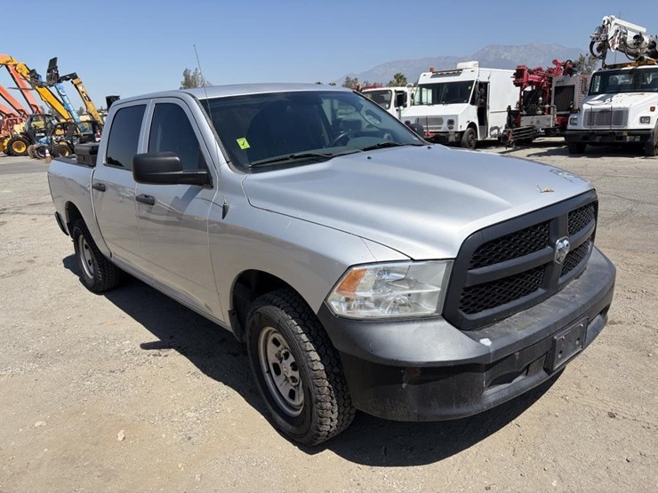 2016-dodge-ram-1500-image-2