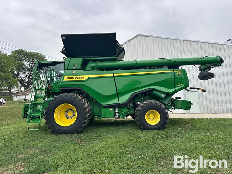 2022-john-deere-x9-1000-image-8