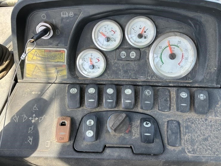 2014-caterpillar-430e-image-38