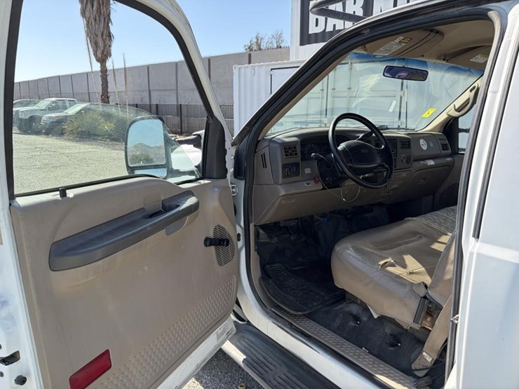 2000-ford-f350-image-14
