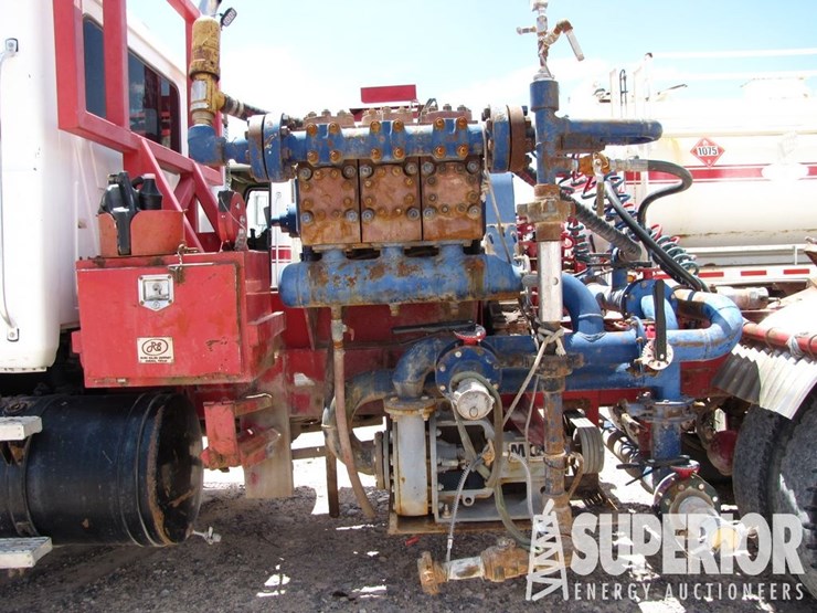 (x)-(6-10)-2006-mack-cu713-t/a-kill-truck,-vin-1m2...-image-6
