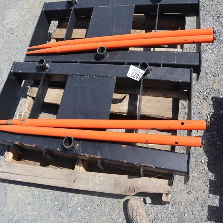 Double Hay Spear