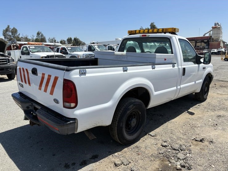2004-ford-f250-image-3