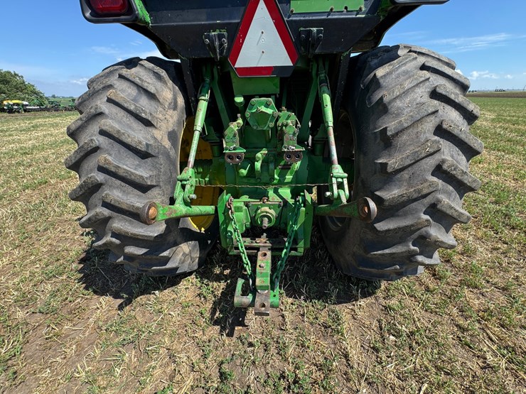 john-deere-4630-image-21