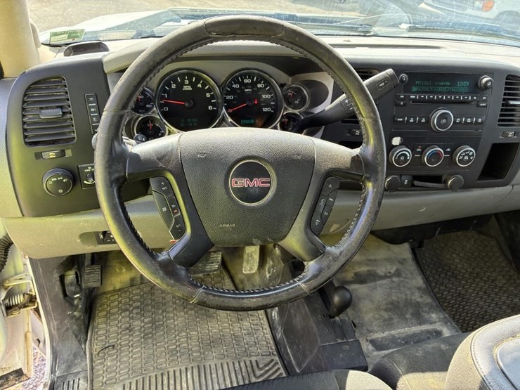2012-gmc-3500hd-image-20