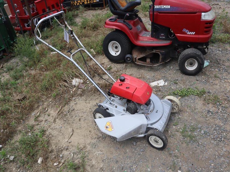 honda-push-mower-image-1
