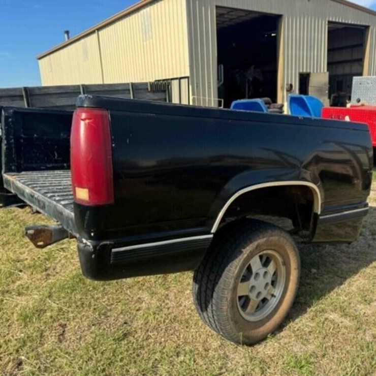 CHEVROLET TRAILER