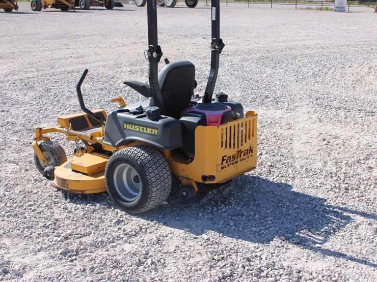 #1019-•-2010-hustler-fasttrak-super-duty-zero-turn-mower-image-1