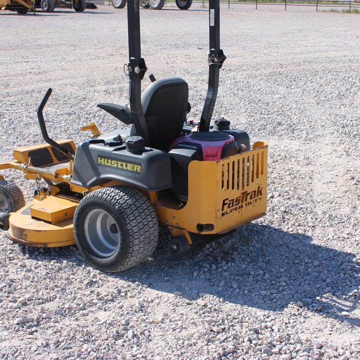 #1019 • 2010 HUSTLER FastTrak Super Duty Zero Turn Mower
