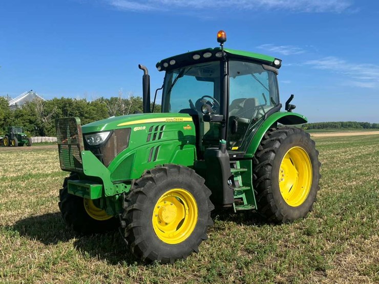 john-deere-6120r-image-1