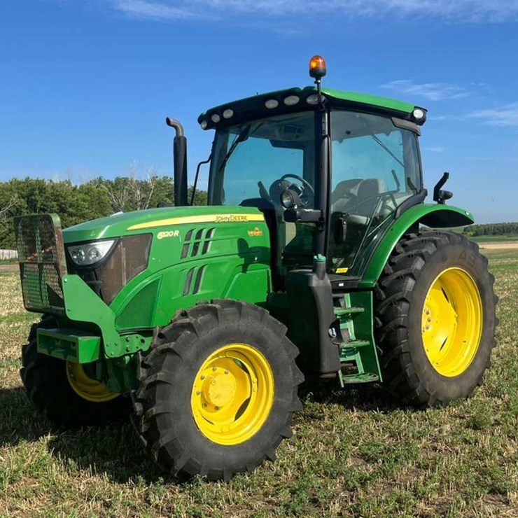 JOHN DEERE 6120R