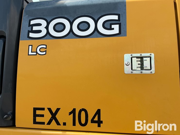 2018-deere-300g-lc-image-17