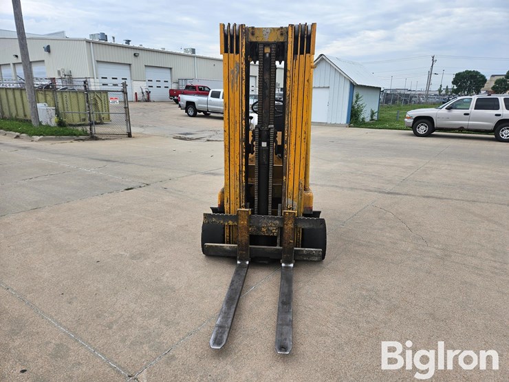 hyster-space-saver-50-forklift-image-2