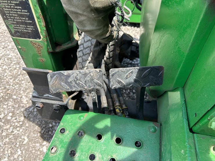 john-deere-755-image-28
