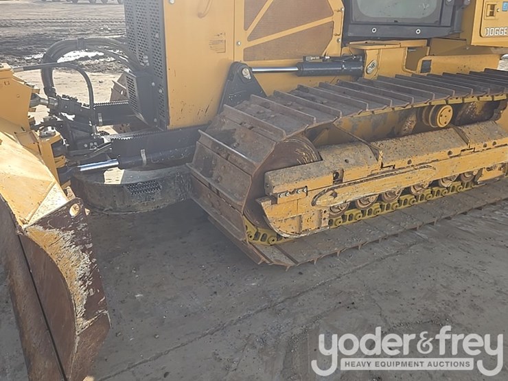 2023-deere-650-lgp-image-21
