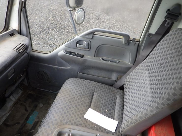 2006-gmc-w4500-image-32