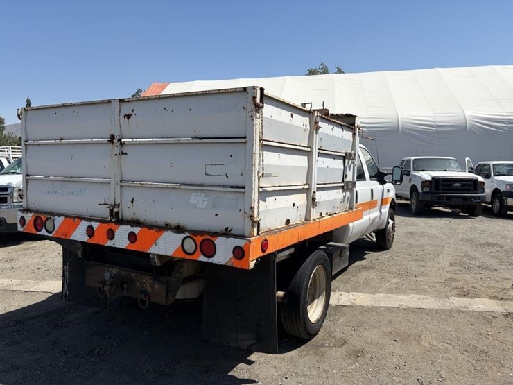 2002-ford-f450-image-3