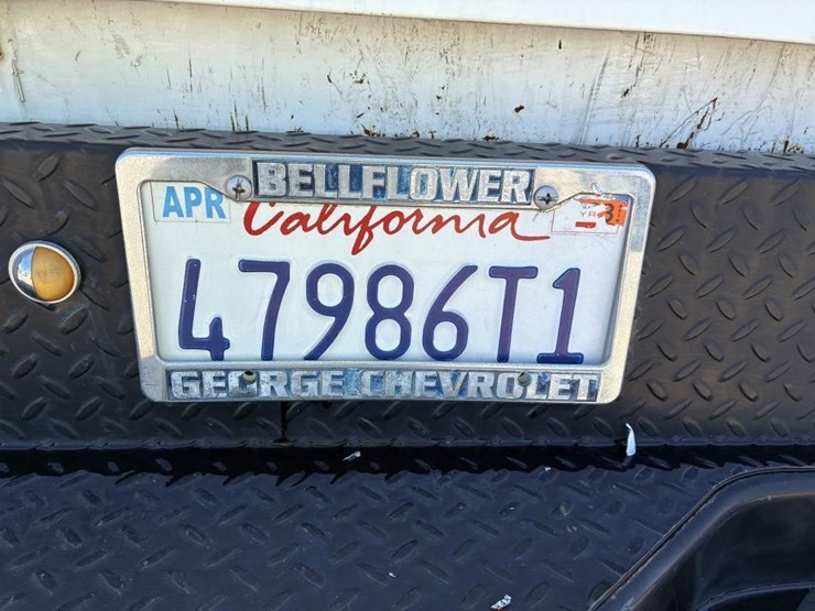 2015-chevrolet-silverado-2500-image-5