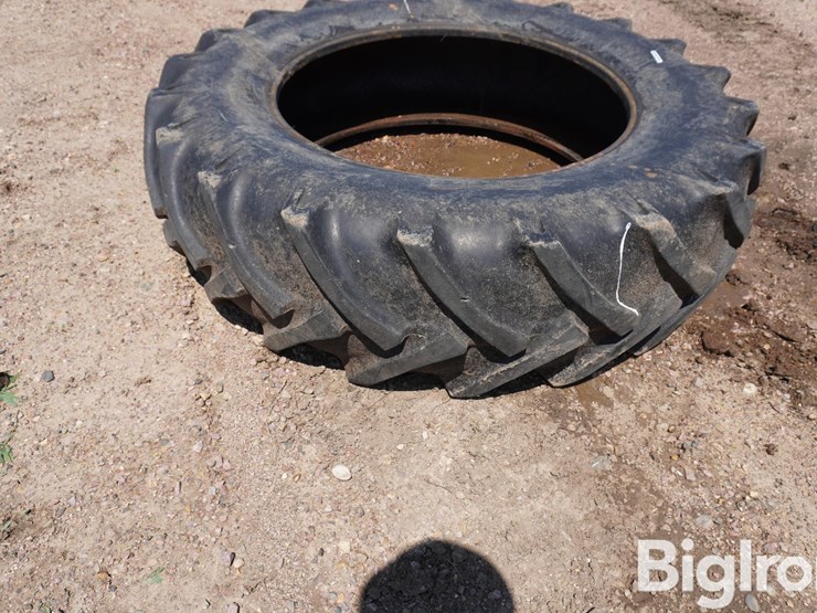 bkt-18.4-38-tire-image-2