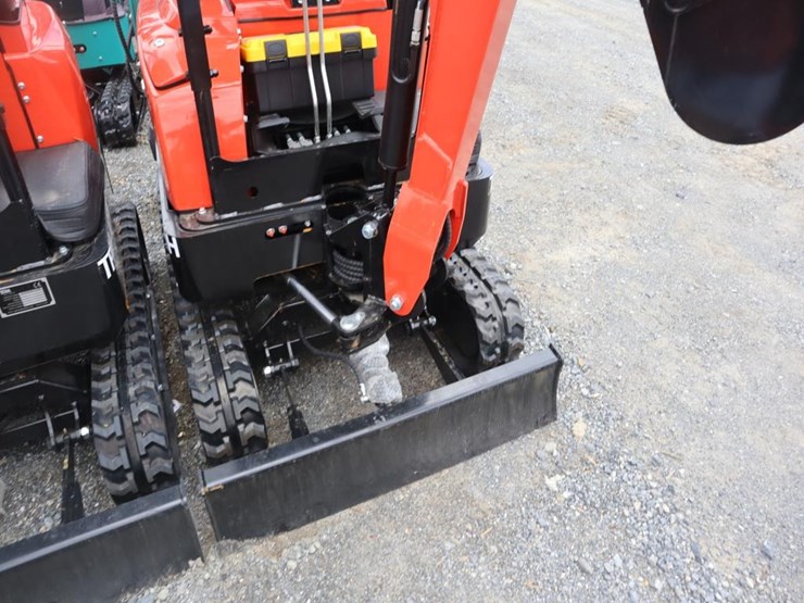 tpm-18hh-mini-excavator-image-7