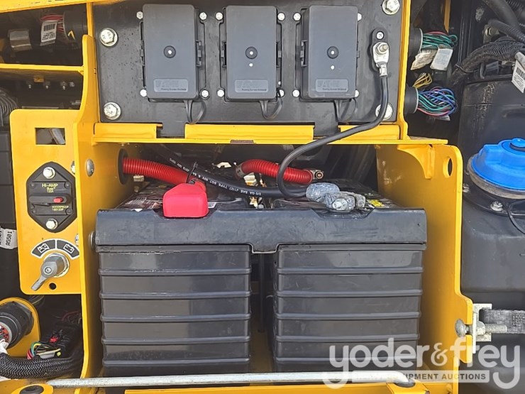 2023-deere-650-lgp-image-30