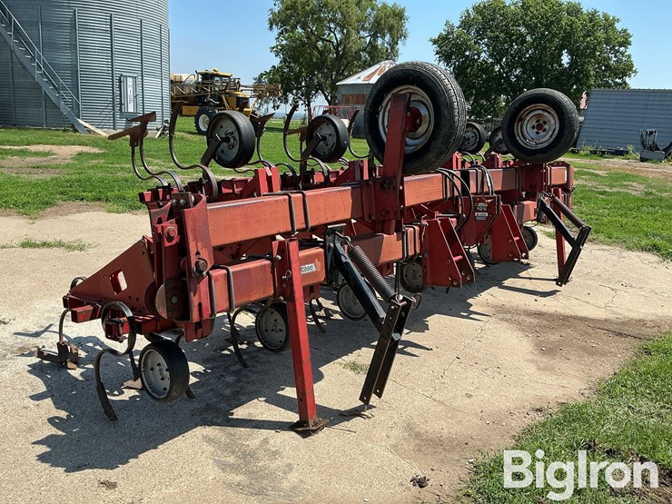 case-ih-183-image-3