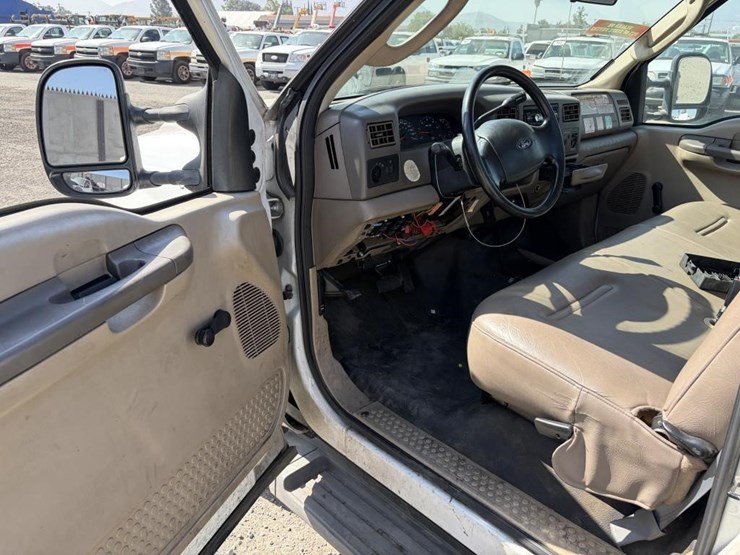 2004-ford-f250-image-11