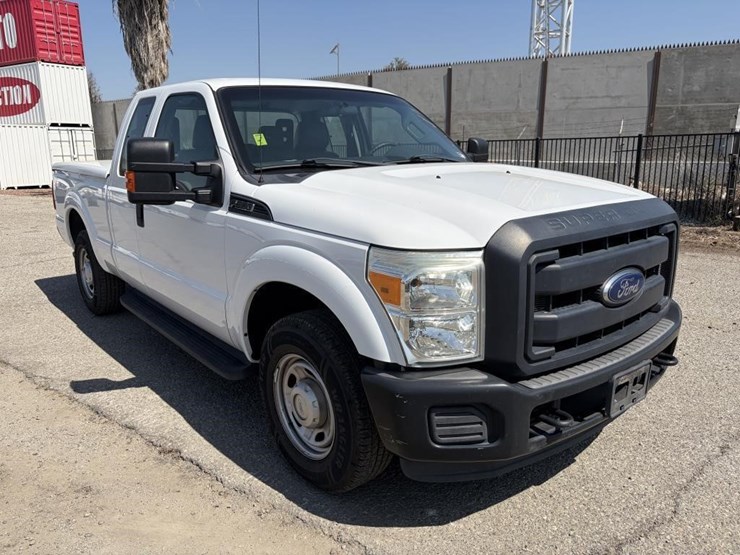 2015-ford-f250-image-2