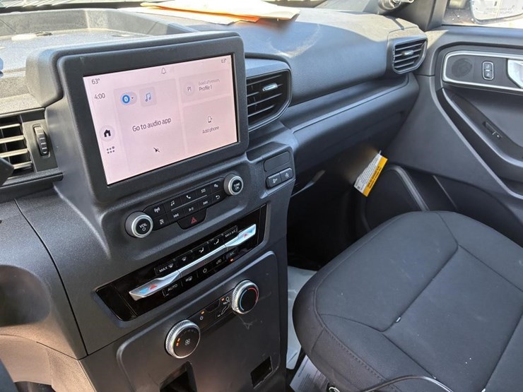 2025-ford-explorer-image-21