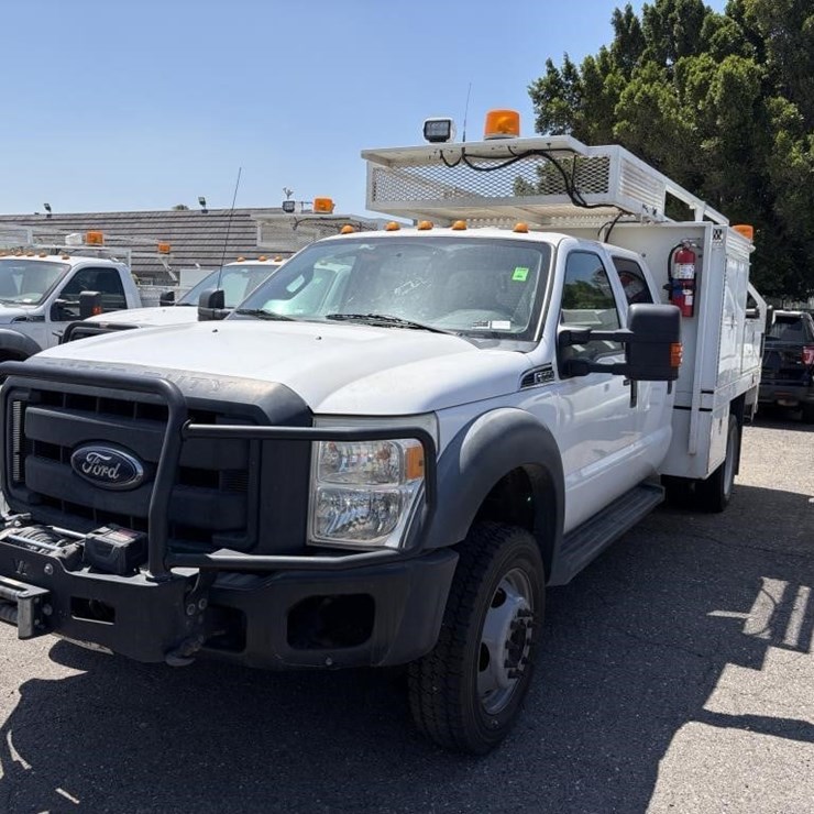 2012 FORD F550